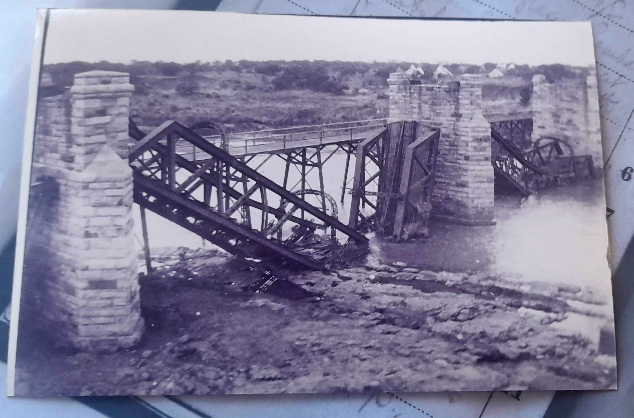 A collapsed bridge in the Colony of Natal, present-day South Africa.