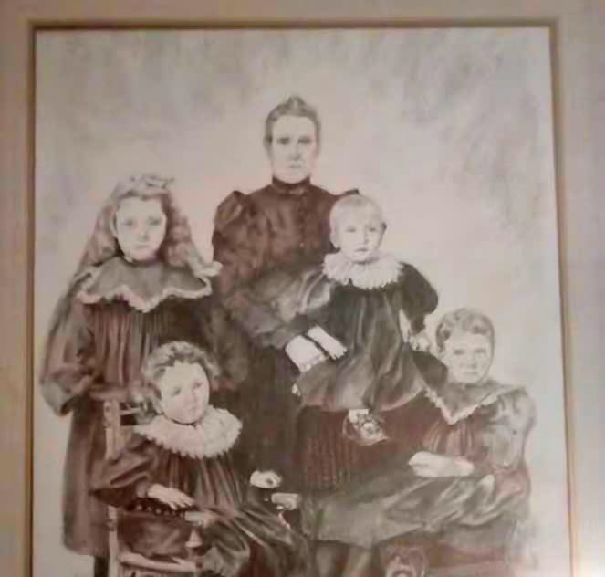 A pencil drawing of Luci Ellin Dickinson and her children, c. 1905